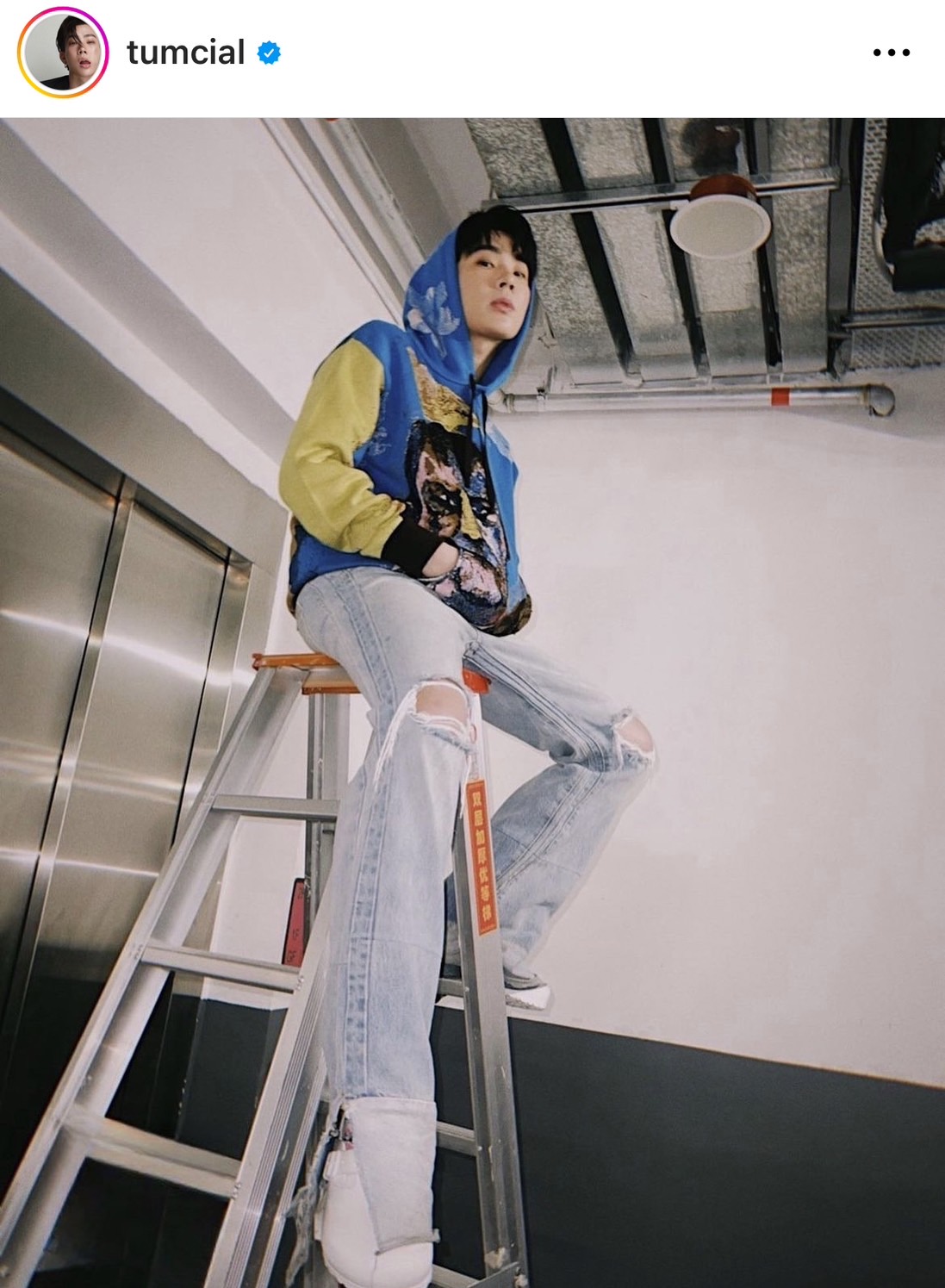 ส่องแฟชั่นสุดหล่อ! รับลมหนาวของดาราชาย ส่องแฟชั่นสุดหล่อ! รับลมหนาวของดาราชาย