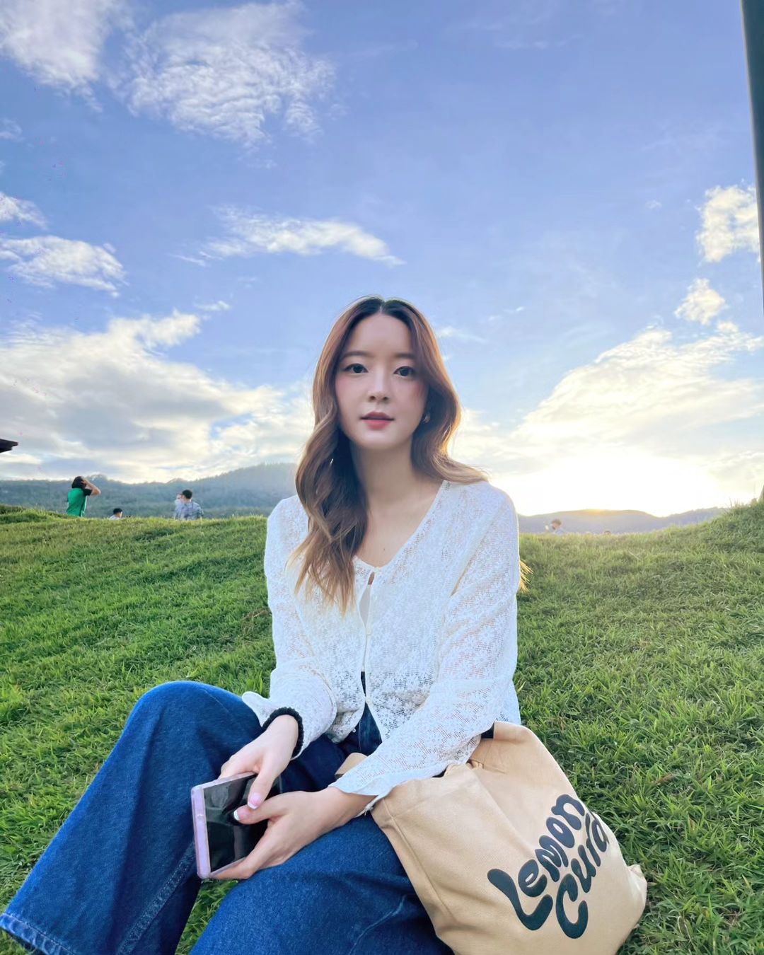 อิ้งค์ วรันธร เจองานหิน ถ่ายทอดเพลงประกอบภาพยนตร์บุพเพสันนิวาส 2 (มีคลิป) 