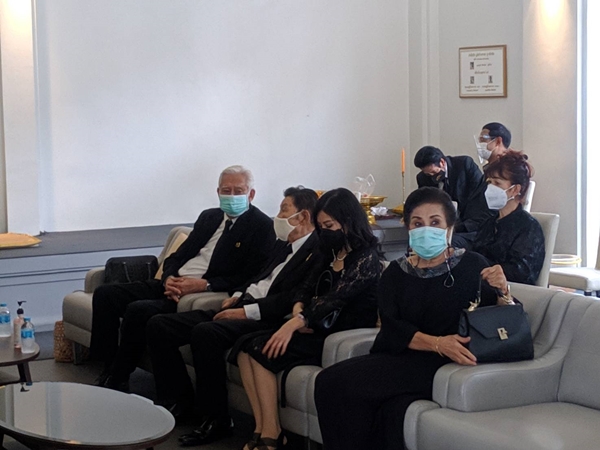 พิธีพระราชทานน้ำหลวงอาบศพ ครูชาลี อินทรวิจิตร พิธีพระราชทานน้ำหลวงอาบศพ ครูชาลี อินทรวิจิตร