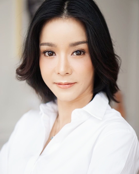 นาทีระทึก! นุ๊ก สุทธิดา เจอคนร้ายกำลังขนของภายในบ้านย่านลาดพร้าว