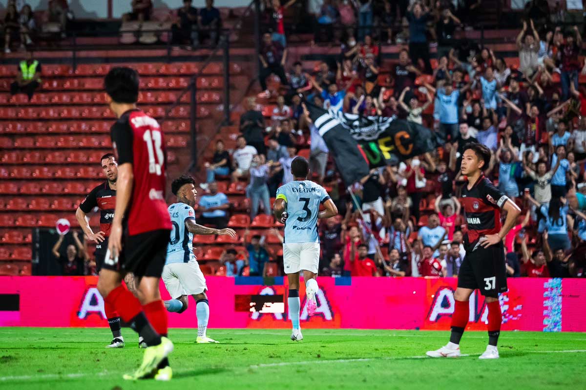 'ทรู แบงค็อก' ยิงนาทีบาป บุกไปทุบ 'เมืองทอง' คาบ้าน 2-1