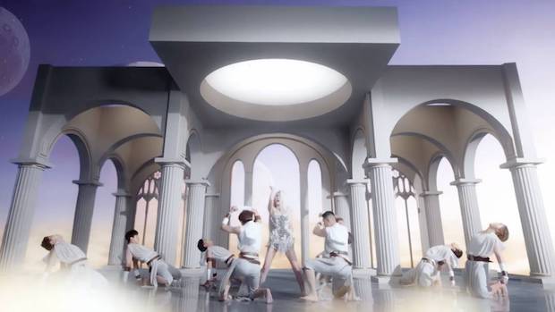 เหมือนอะไรขนาดนั้น?!! ‘ยวี่เหยียน’ ยืนยันไม่ได้ลอกเพลง INVU ของ ‘แทยอน’ (มีคลิป)