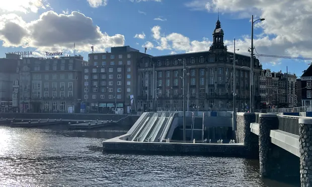 เนเธอร์แลนด์สร้าง “อาคารจอดจักรยานใต้น้ำ” รองรับพาหนะหลักของชาวเมือง