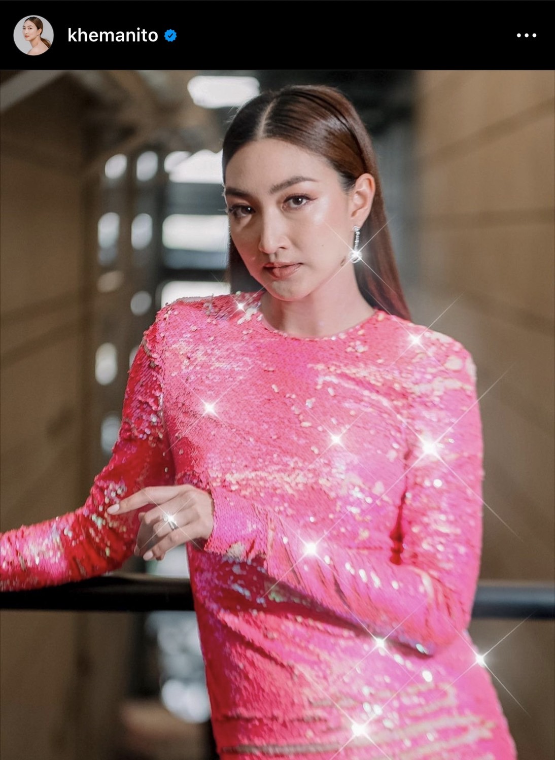 แพนเค้ก เขมนิจ ใส่ชุดผ้าไทย เดินแบบเวทีใหญ่ระดับโลก แพนเค้ก เขมนิจ ใส่ชุดผ้าไทย เดินแบบเวทีใหญ่ระดับโลก