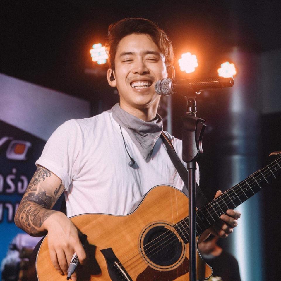 เบิ้ล ปทุมราช แจงชัด ไม่ได้บวช หลังมีเพจกุข่าวปลอม เบิ้ล ปทุมราช แจงชัด ไม่ได้บวช หลังมีเพจกุข่าวปลอม