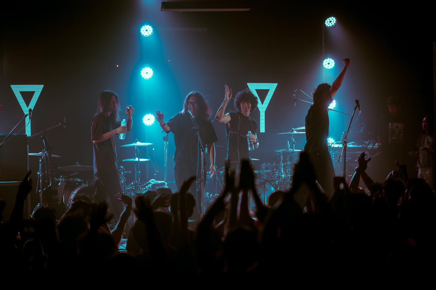 ศิลปินวงร็อก The Yers ประกาศยุบวง ทำแฟนเพลงช็อก! ล ศิลปินวงร็อก The Yers ประกาศยุบวง ทำแฟนเพลงช็อก! ล