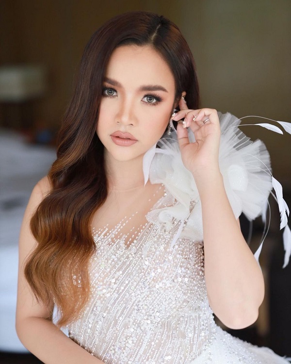 บรรยากาศงานฉลองมงคลสมรส เจนนี่ รัชนก - ยิว ฉัตรมงคล (มีคลิป)  