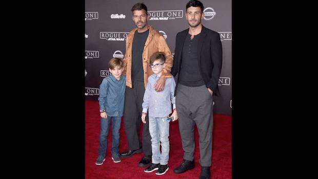 เดตหลานชายตัวเอง?!! ทนาย ‘ริคกี้ มาร์ติน’ แจงข้อกล่าวหาหนัก เสี่ยงคุก 50 ปี (มีคลิป) เดตหลานชายตัวเอง?!! ทนาย ‘ริคกี้ มาร์ติน’ แจงข้อกล่าวหาหนัก เสี่ยงคุก 50 ปี (มีคลิป)