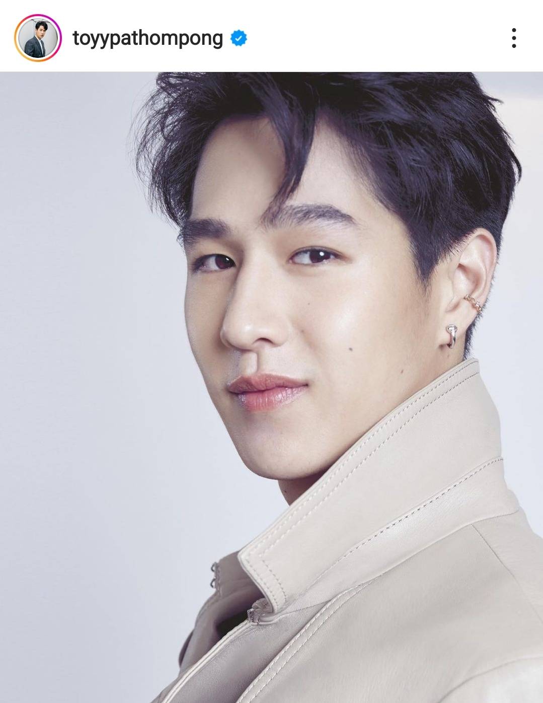 จีน่า วิรายา ไม่พร้อมตอบ หลังมีข่าวลือเลิกเงียบ ทอย ปฐมพงศ์ จีน่า วิรายา ไม่พร้อมตอบ หลังมีข่าวลือเลิกเงียบ ทอย ปฐมพงศ์