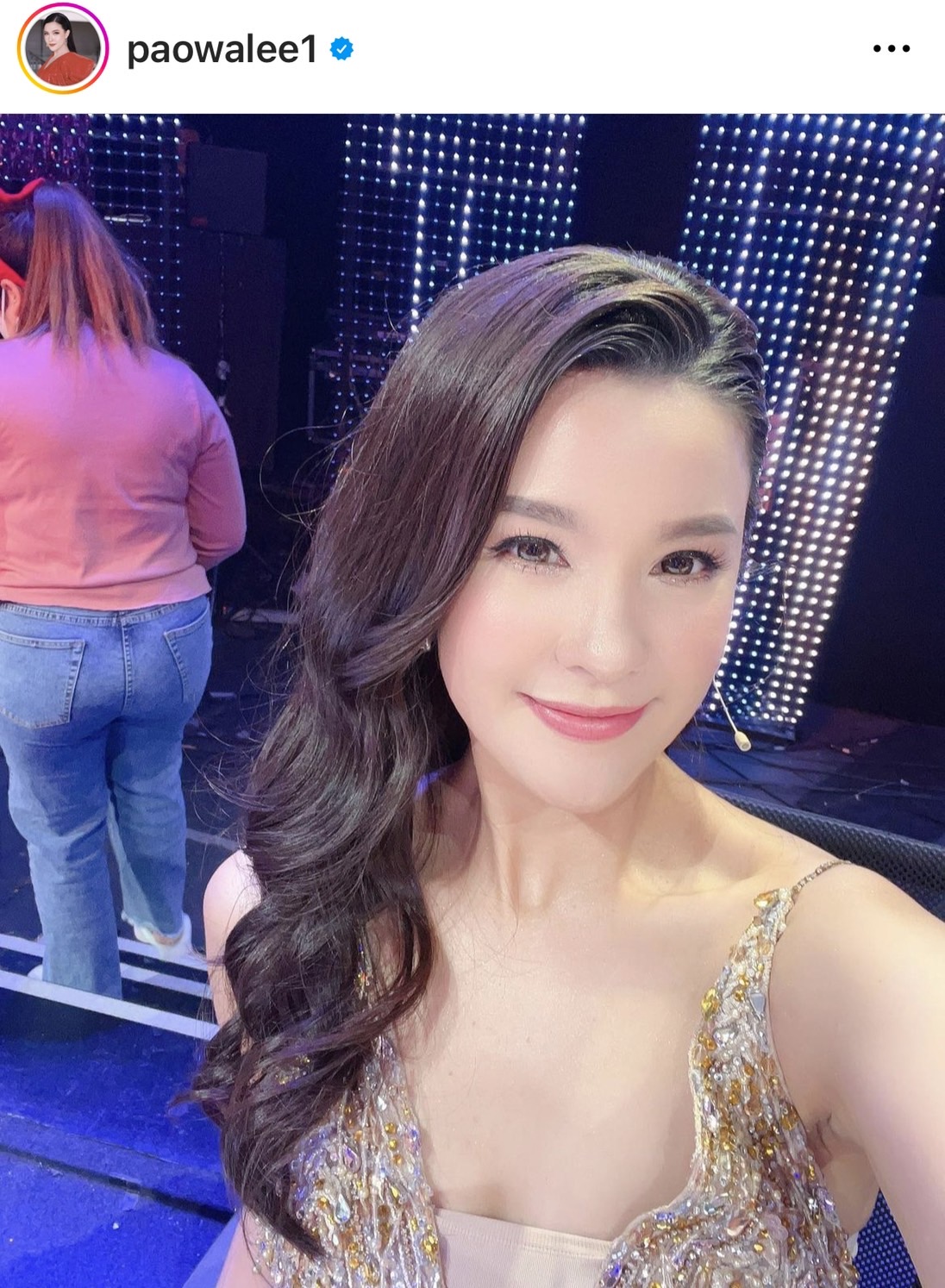 เปาวลี ทำบุญวันเกิด อายุครบ 31 ปี ไหว้ขอพร แม่ผึ้ง พุ่มพวง เปาวลี ทำบุญวันเกิด อายุครบ 31 ปี ไหว้ขอพร แม่ผึ้ง พุ่มพวง