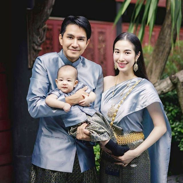 ส่องกิจกรรมวันสงกรานต์ ตามวิถีนิวนอร์มอลของเหล่าคนบันเทิง ส่องกิจกรรมวันสงกรานต์ ตามวิถีนิวนอร์มอลของเหล่าคนบันเทิง