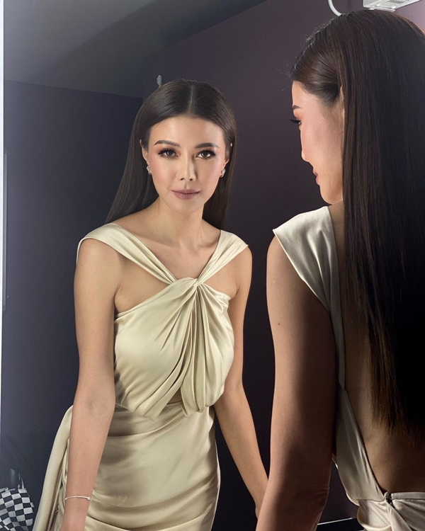 เก๋ ชลลดา เข้ารับฟ้งข้อกล่าวหาบุกรุก หลังเข้าไปช่วยสุนัข 44 ตัว เก๋ ชลลดา เข้ารับฟ้งข้อกล่าวหาบุกรุก หลังเข้าไปช่วยสุนัข 44 ตัว