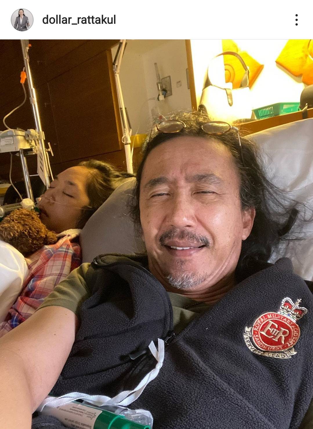 เสธ.ดอลลาร์ เผย คุณหญิงแมงมุม รอเปลี่ยนไต มีอาการปวดเรื้อรัง เสธ.ดอลลาร์ เผย คุณหญิงแมงมุม รอเปลี่ยนไต มีอาการปวดเรื้อรัง