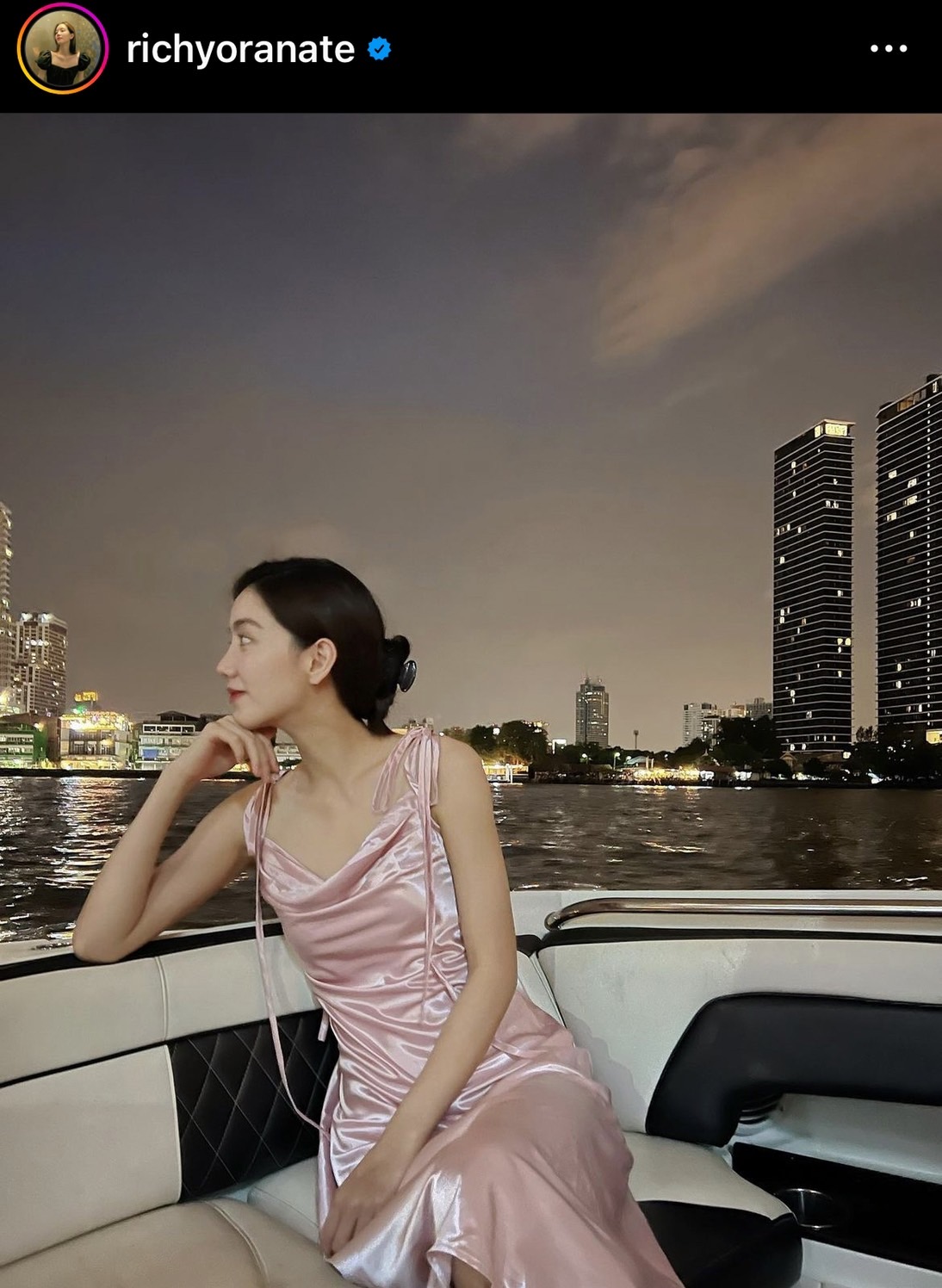 ริชชี่ - ก็อต ล่องเรือชมวิวโชว์ความหวาน 