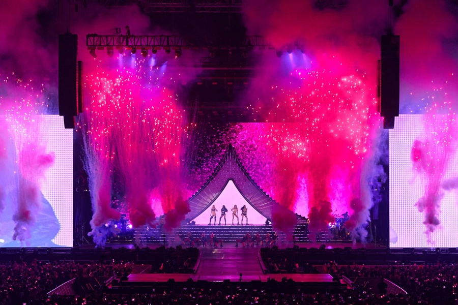 4 สาว BLACKPINK ฮอตสุดๆ เปิดสถิติแฟนๆ 34 เมืองทั่วโลกร่วมทัวร์คอนเสิร์ต BORN PINK