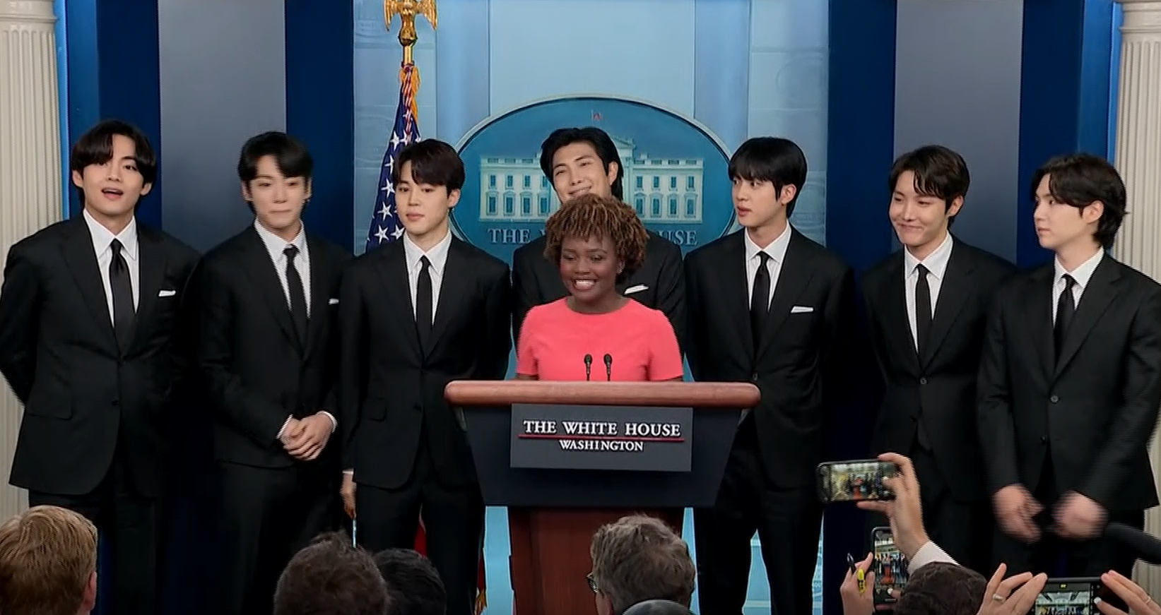 กองทัพยืนยันอยากให้ BTS เข้ารับการเกณฑ์ทหาร 