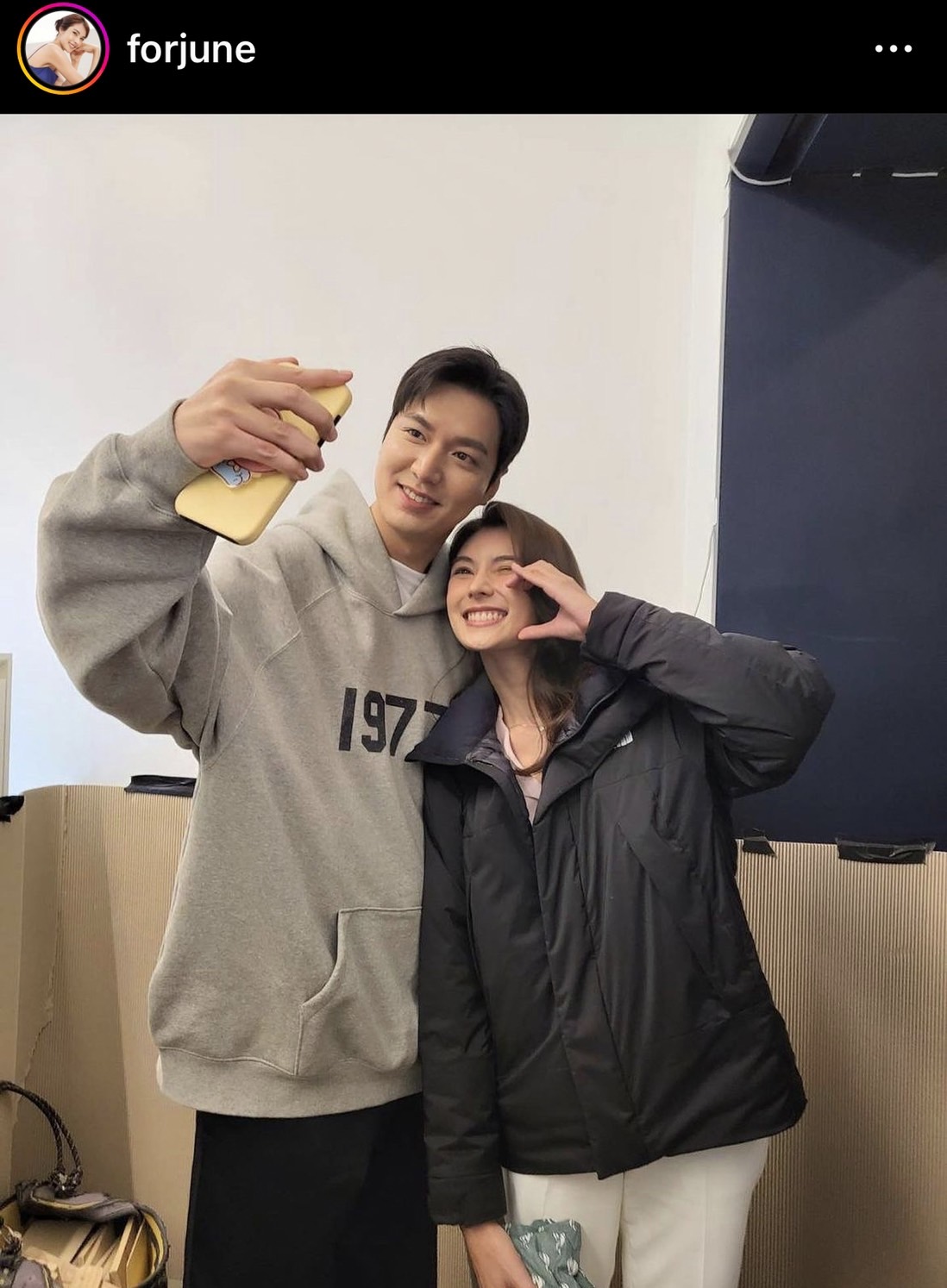 ฟอร์จูน กนกกาญจน์ ชีวิตติ่งคอมพลีท ถ่ายรูปคู่กับ อีมินโฮ