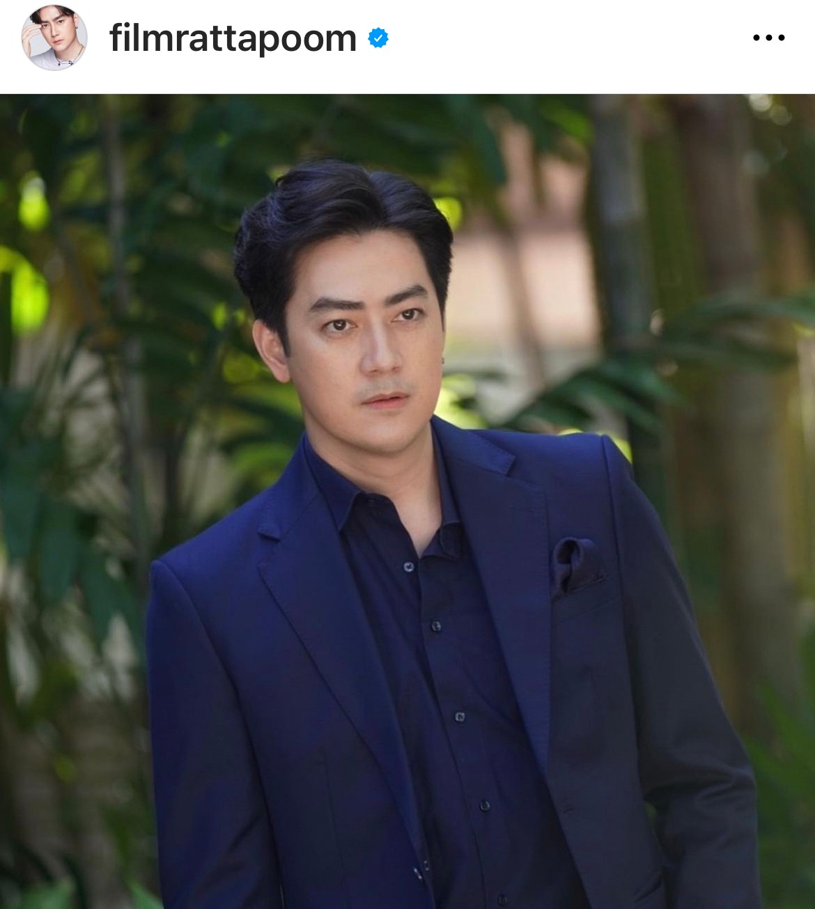 ฟิล์ม รัฐภูมิ ร่วมวางดอกไม้ ไว้อาลัยเหตุโศกนาฏกรรมที่อิแทวอน ฟิล์ม รัฐภูมิ ร่วมวางดอกไม้ ไว้อาลัยเหตุโศกนาฏกรรมที่อิแทวอน