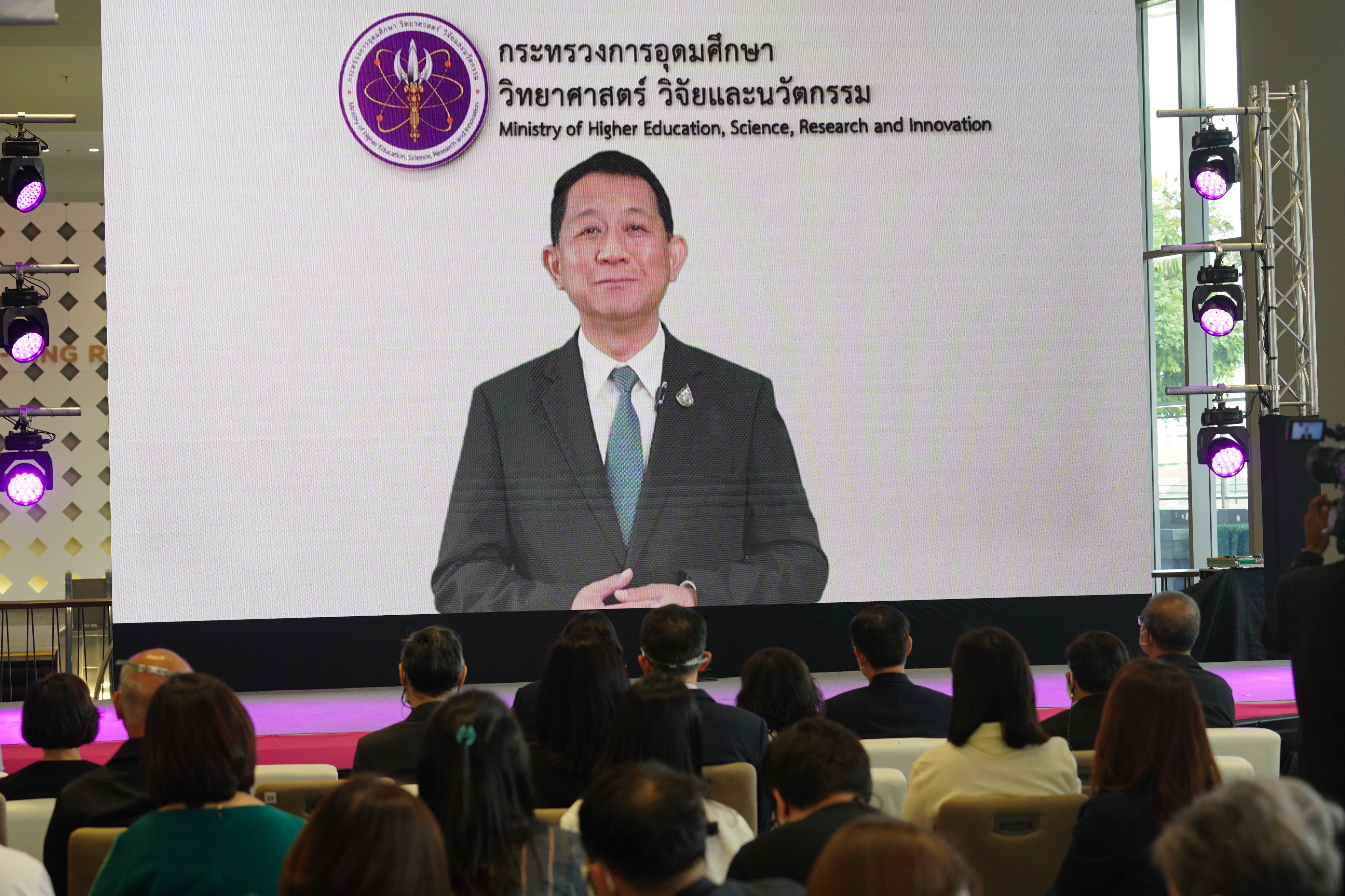 จุฬาฯ เปิด คลับจุฬาฯ สปินออฟ เมื่องานวิจัยบนหิ้งกลายเป็นนวัตกรรมกู้เศรษฐกิจไทย!