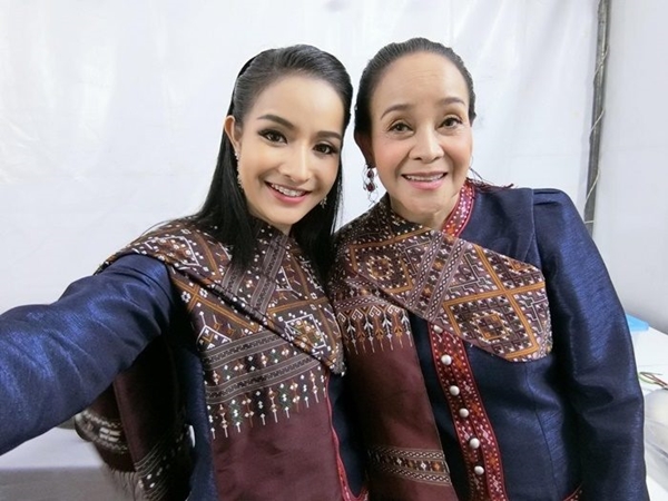 แป้ง ณัฐธิดา เปิดใจ เสียงอิสานจะไปต่อ หรือ พอแค่นี้?! แป้ง ณัฐธิดา เปิดใจ เสียงอิสานจะไปต่อ หรือ พอแค่นี้?!