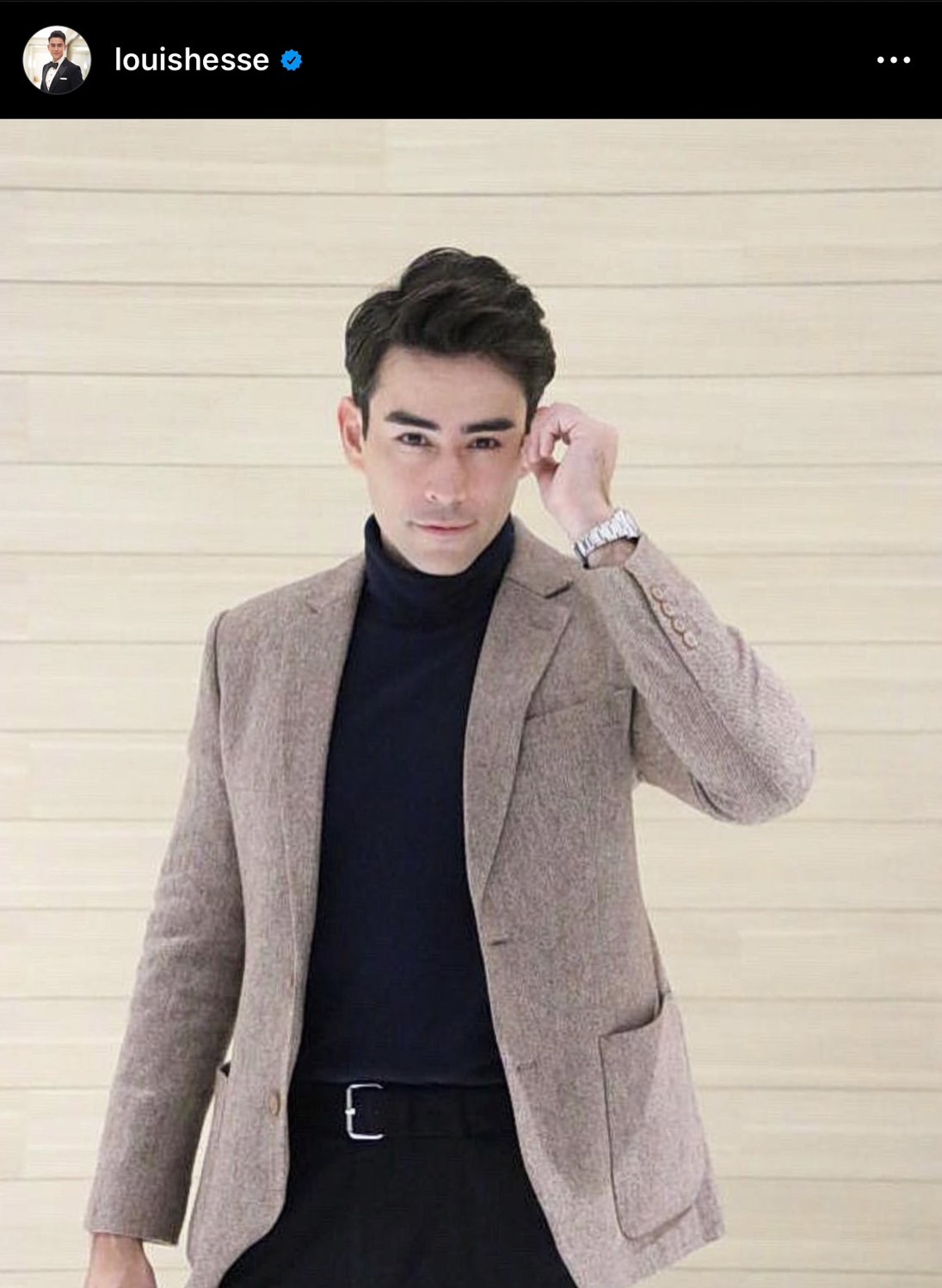 หลุยส์ เฮสดาร์ซัน ให้กำลังใจ เอส กัตนพงศ์ หลังวูบหมดสติกลางงานอีเวนต์ หลุยส์ เฮสดาร์ซัน ให้กำลังใจ เอส กัตนพงศ์ หลังวูบหมดสติกลางงานอีเวนต์