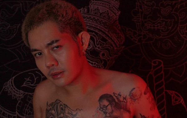 “เก่ง ธชย” พูดเต็มปากเพลง “น้ำตาทศกัณฐ์” เลี้ยงคนในค่าย (มีคลิป)