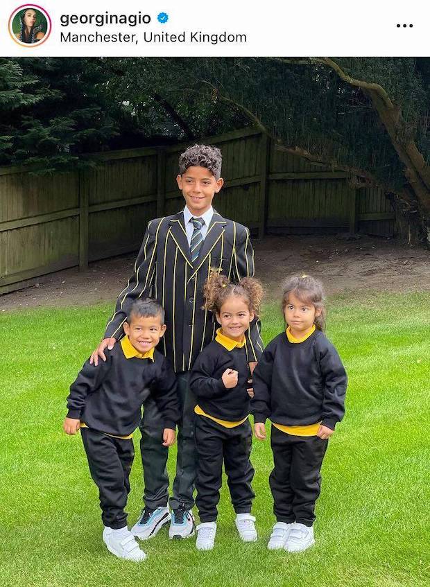 ได้ลูกแฝดเพิ่ม!! ‘คริสเตียโน่ โรนัลโด้’ แจ้งข่าวดีสมาชิกมาอีกสอง ได้ลูกแฝดเพิ่ม!! ‘คริสเตียโน่ โรนัลโด้’ แจ้งข่าวดีสมาชิกมาอีกสอง