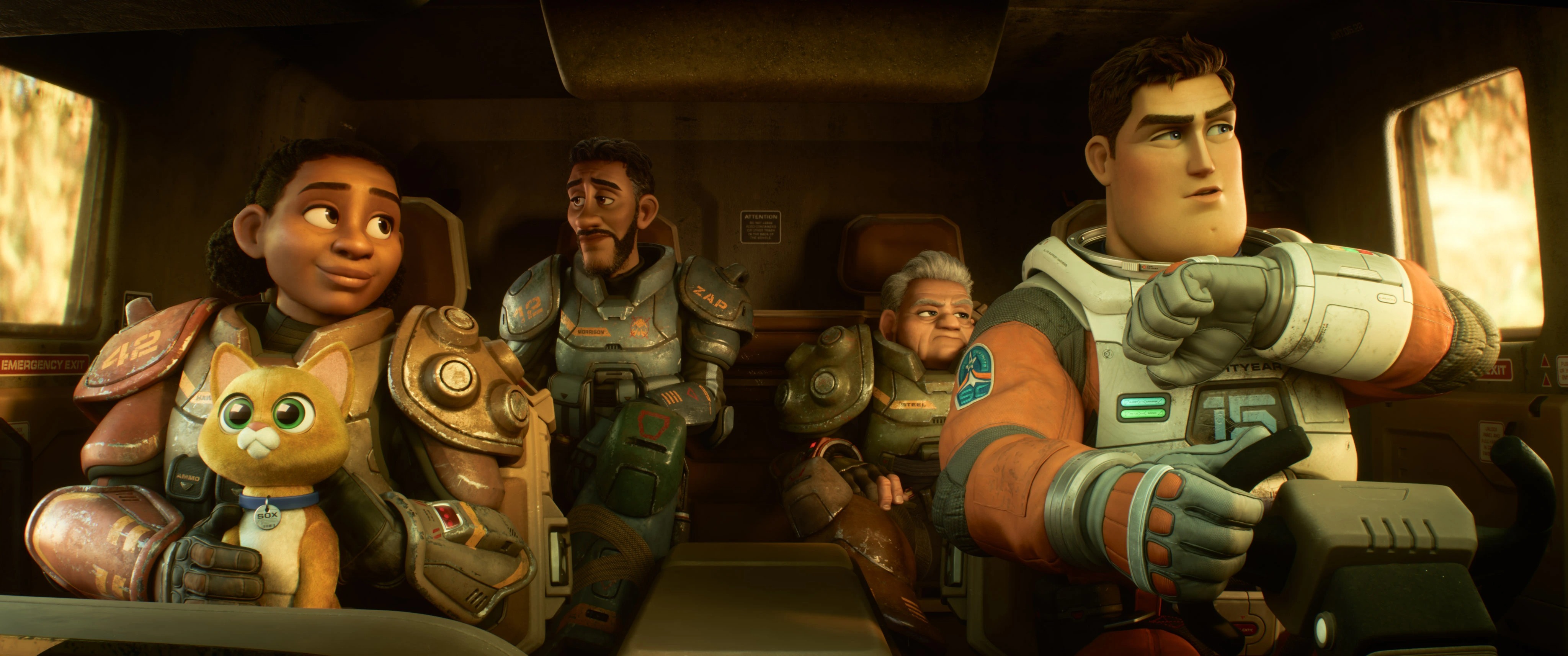 หนังไม่ปังโดนเลย์ออฟ ผู้กำกับและโปรดิวเซอร์ 'Lightyear' ถูกให้ออกจาก “Pixar”  