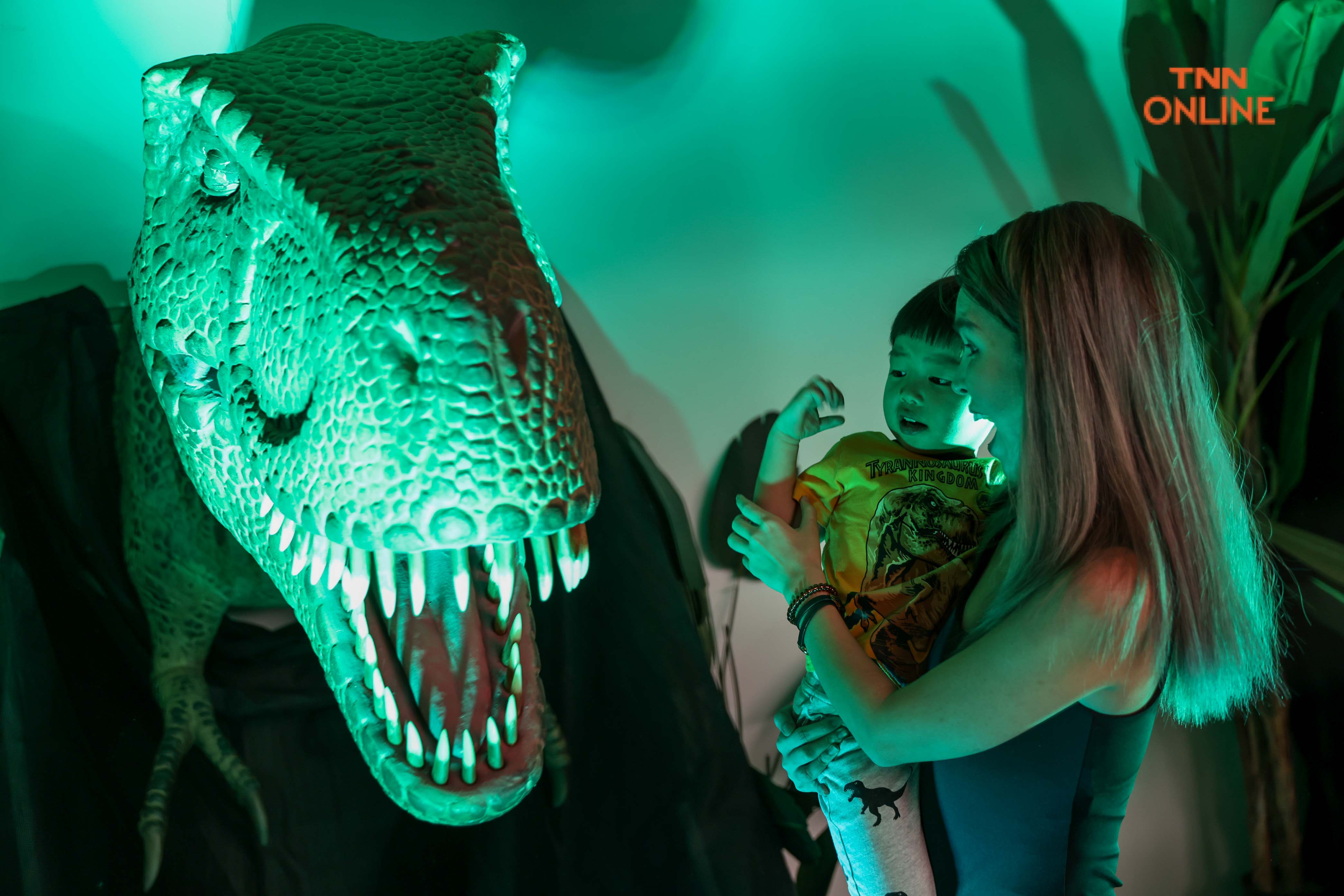 ไดโนเสาร์บุกกรุง ตื่นตากับผืนป่าดึกดำบรรพ์ยุค 200 ล้านปี