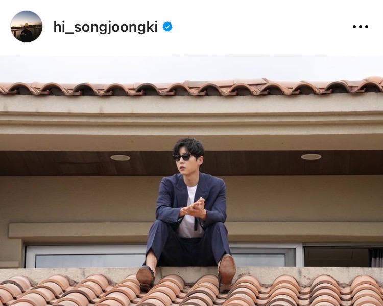 เผยภาพว่าที่เจ้าสาว ‘ซงจุงกิ’!! ช้อปปิ้งเสื้อผ้าเด็กอ่อนที่ห้างเกาหลีใต้ พร้อมต้อนรับทายาท เผยภาพว่าที่เจ้าสาว ‘ซงจุงกิ’!! ช้อปปิ้งเสื้อผ้าเด็กอ่อนที่ห้างเกาหลีใต้ พร้อมต้อนรับทายาท