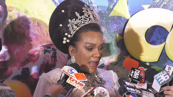 แม่หญิงลี พร้อมคืนยศให้ เจ้าหลวงตูน ยืนยันไม่เลิกแล้ว  (มีคลิป)