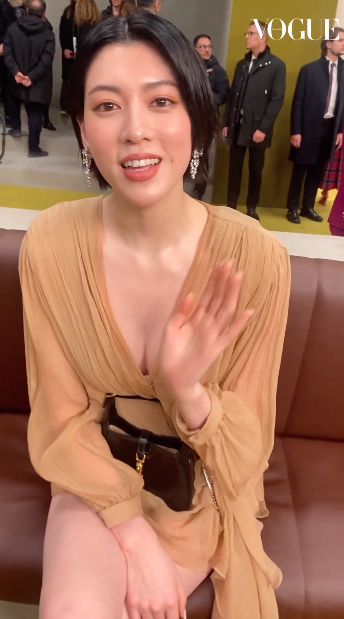 'เซียวจ้าน' 2 ลุค!! หล่อคูลดูคิวต์ใจเหลว บุก 2 แฟชั่นโชว์ในวันเดียวที่มิลาน 'เซียวจ้าน' 2 ลุค!! หล่อคูลดูคิวต์ใจเหลว บุก 2 แฟชั่นโชว์ในวันเดียวที่มิลาน