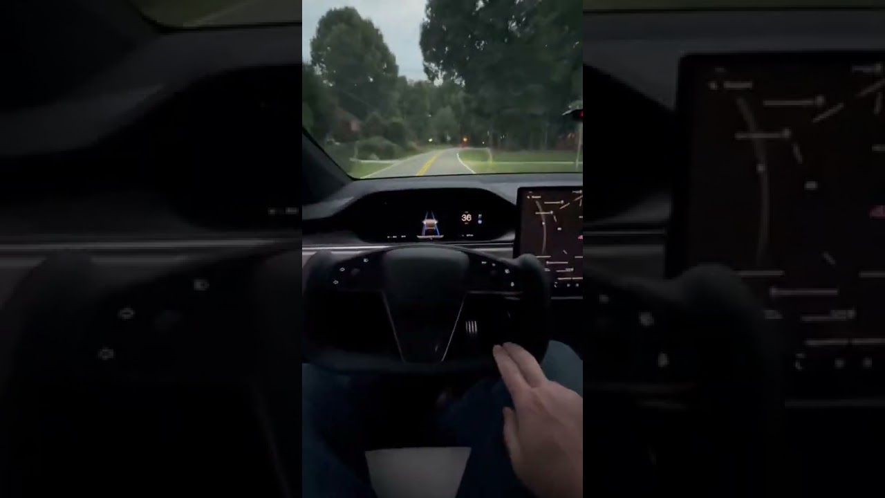 ผู้ใช้รถ Tesla ทดสอบระบบเบรกอัตโนมัติกับเด็กจริง
