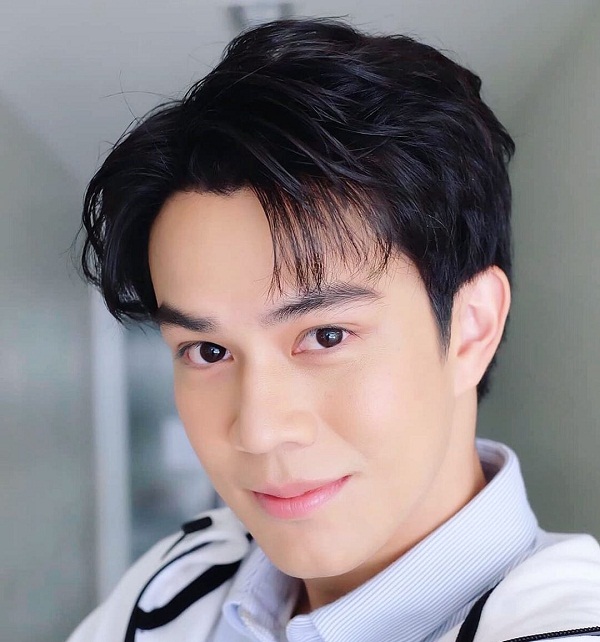 “ไต้ฝุ่น ตากเพชร” เคลียร์ภาพหลุดควง “มุกดา” เที่ยว ย้ำสถานะมีลุ้น (มีคลิป)