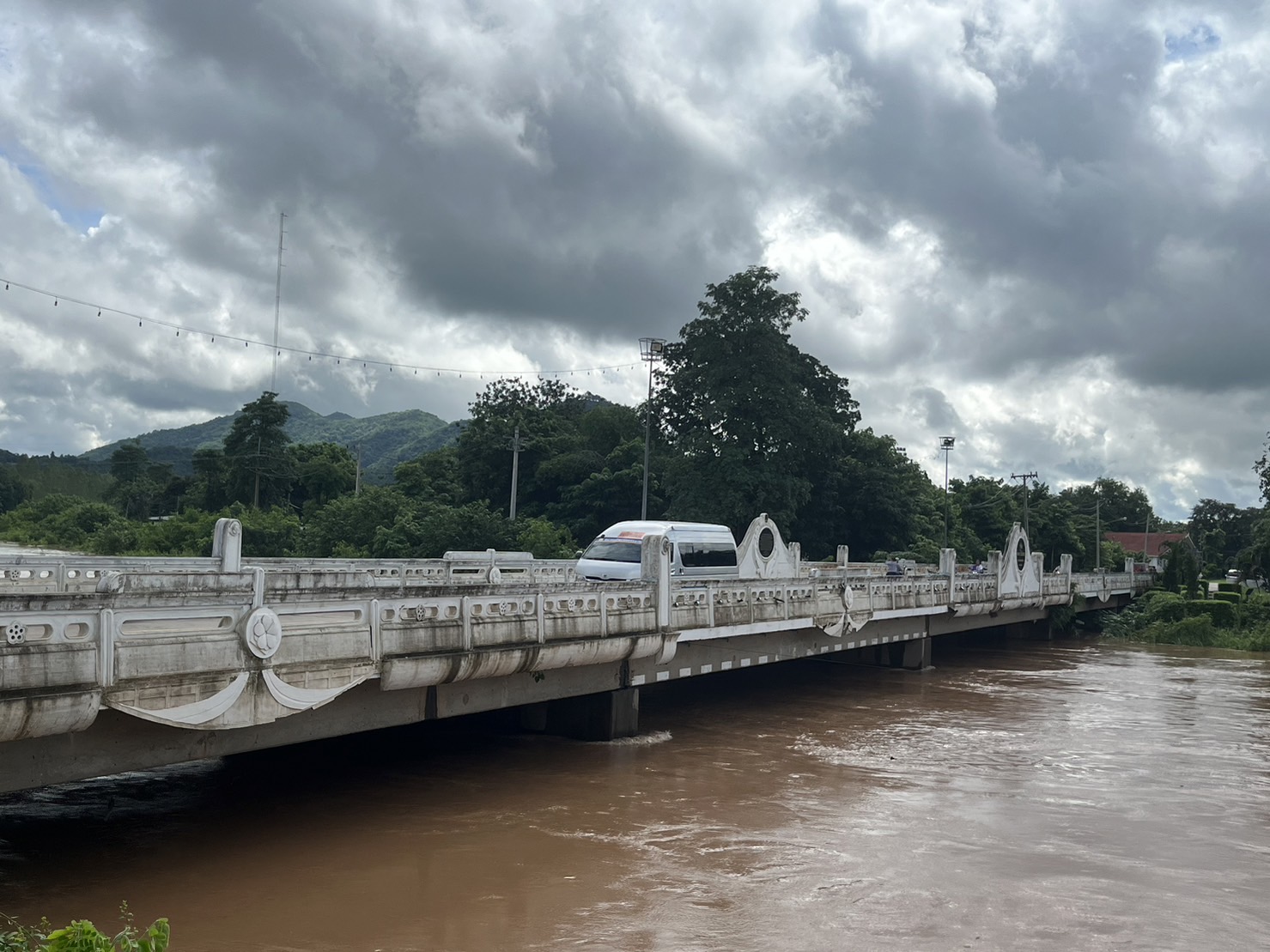 จ.เลย แจ้งเตือนด่วน! เฝ้าระวังน้ำล้นตลิ่ง-น้ำท่วมฉับพลัน จ.เลย แจ้งเตือนด่วน! เฝ้าระวังน้ำล้นตลิ่ง-น้ำท่วมฉับพลัน