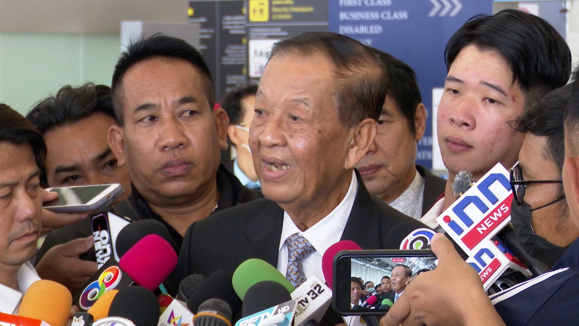 22 ส.ค.ลุ้นโหวต “เศรษฐา” ฝ่าด่าน สว.นั่งนายกฯ คนที่ 30 22 ส.ค.ลุ้นโหวต “เศรษฐา” ฝ่าด่าน สว.นั่งนายกฯ คนที่ 30