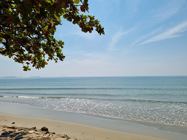 10 ทะเลใกล้กรุงเทพ วิวสวยนั่งชิวรับลมทะเล