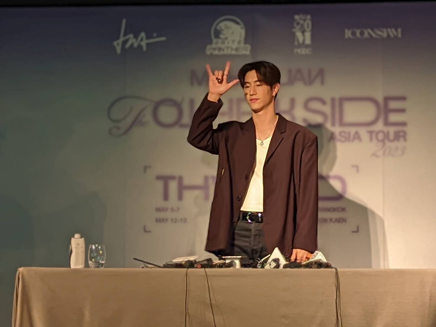 มาร์ค ต้วน เตรียมเสิร์ฟความฟินให้เเฟนๆ กับเวิลด์ทัวร์ครั้งเเรก! ที่ประเทศไทย มาร์ค ต้วน เตรียมเสิร์ฟความฟินให้เเฟนๆ กับเวิลด์ทัวร์ครั้งเเรก! ที่ประเทศไทย