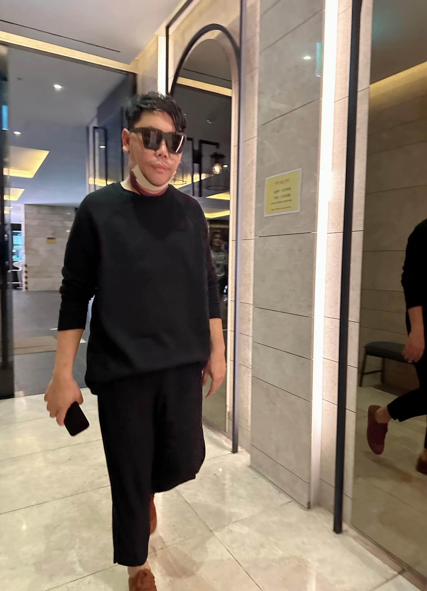 หน้าเด็กสุดๆ เพชร สหรัตน์ อัปเดตความหล่อ หลังทำศัลยกรรมที่เกาหลี หน้าเด็กสุดๆ เพชร สหรัตน์ อัปเดตความหล่อ หลังทำศัลยกรรมที่เกาหลี