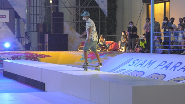 “พะแพง พิมนันท์” รับแชมป์เซิร์ฟสเก็ตยันไม่พร้อมมีลูก (มีคลิป) “พะแพง พิมนันท์” รับแชมป์เซิร์ฟสเก็ตยันไม่พร้อมมีลูก (มีคลิป)