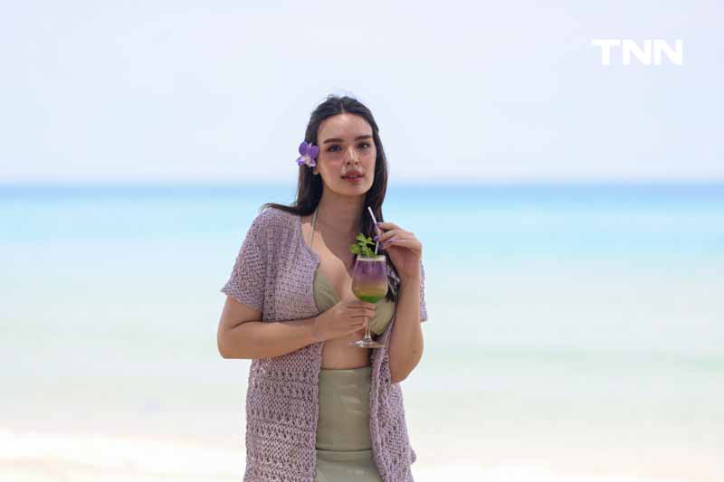 เกาะกูดลุกเป็นไฟ มานิต้าสวยสะพรั่งรับวันเกิด เกาะกูดลุกเป็นไฟ มานิต้าสวยสะพรั่งรับวันเกิด