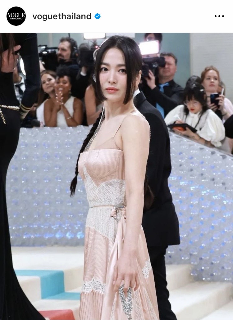 'พี่แจ็ค - เจนนี่ - ซงฮเยคโย'!! ตัวมัมตัวแด๊ดฝั่งเอเชียบุกงาน Met Gala ที่นิวยอร์ก