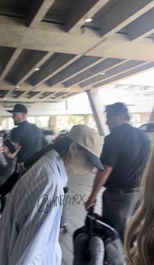 'ลิซ่า' ฉายเดี่ยวเยือนไทยแบบเงียบๆ คาดมาฉลองวันเกิดกับครอบครัว!! 'ลิซ่า' ฉายเดี่ยวเยือนไทยแบบเงียบๆ คาดมาฉลองวันเกิดกับครอบครัว!!