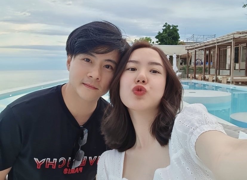 อบอุ่น น่ารัก เชอรีน ณัฐจารี อวดท้องโตถ่ายพรีเวดดิ้ง รวบภาพครอบครัว อบอุ่น น่ารัก เชอรีน ณัฐจารี อวดท้องโตถ่ายพรีเวดดิ้ง รวบภาพครอบครัว