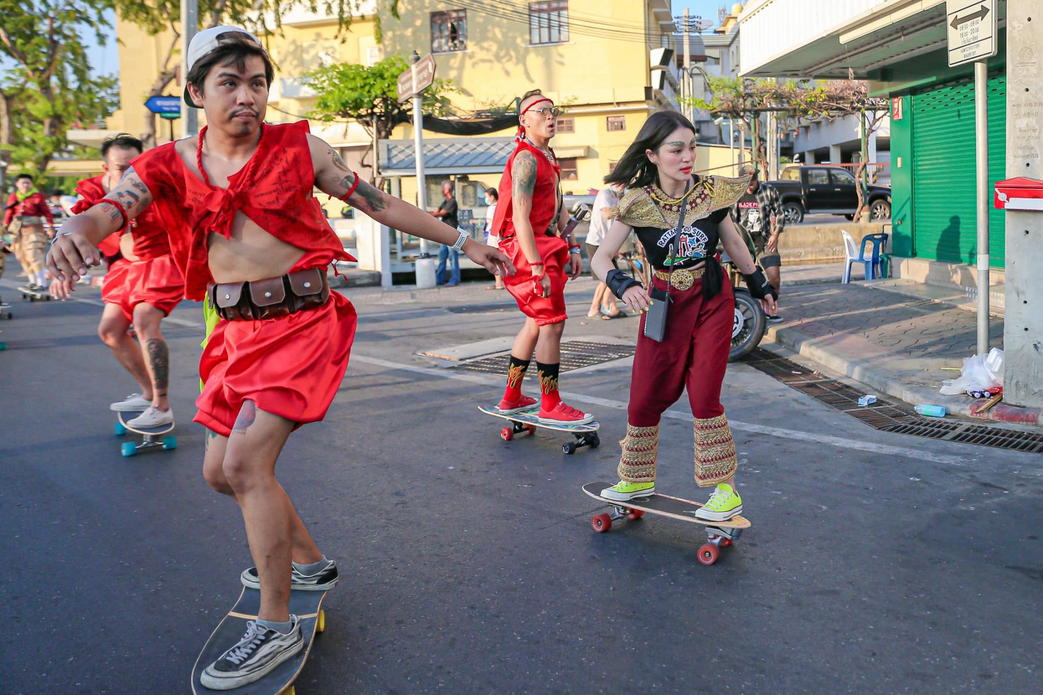 'มาดามเดียร์' แจงแล้ว! ดราม่า 'รัตนโกเซิร์ฟ' ทำไมไม่ใส่แมสก์ป้องกันโควิด 'มาดามเดียร์' แจงแล้ว! ดราม่า 'รัตนโกเซิร์ฟ' ทำไมไม่ใส่แมสก์ป้องกันโควิด