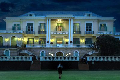 เปิดม่านละครฉาวฉากใหญ่ “สืบสันดาน” แฉเบื้องหลังของ “ชนชั้นสูงสันดานรวย” เปิดม่านละครฉาวฉากใหญ่ “สืบสันดาน” แฉเบื้องหลังของ “ชนชั้นสูงสันดานรวย”