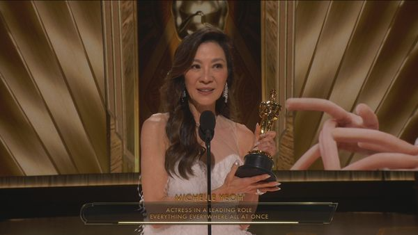 วู้ดดี้ โพสต์แสดงความยินดี มิเชล โหย่ว นักแสดงหญิงเอเชียคนแรก คว้ารางวัลออสการ์ วู้ดดี้ โพสต์แสดงความยินดี มิเชล โหย่ว นักแสดงหญิงเอเชียคนแรก คว้ารางวัลออสการ์