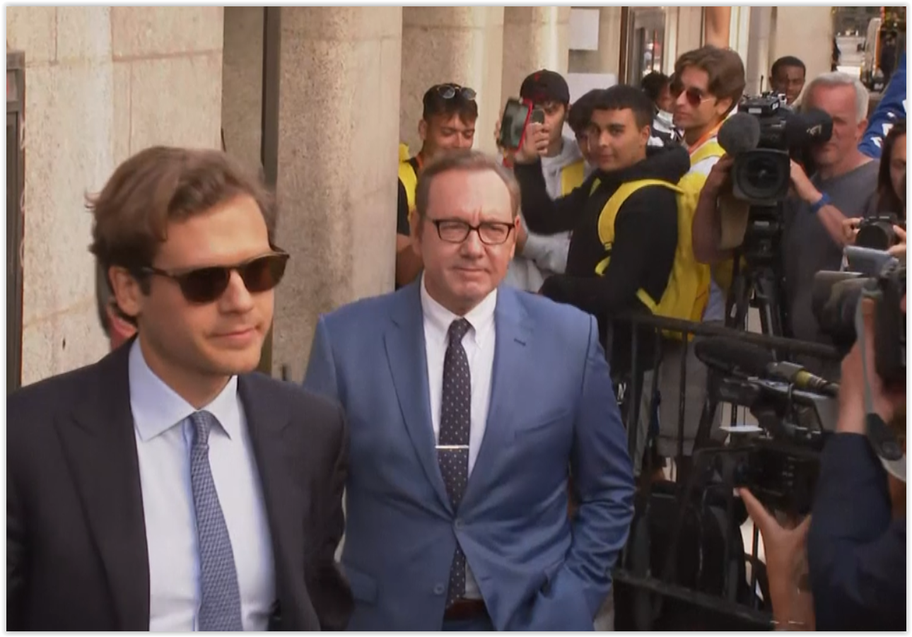 “Kevin Spacey” อ่วม!! จ่าย  30 ล้านให้ ซีรีส์ “House of Cards”                                    