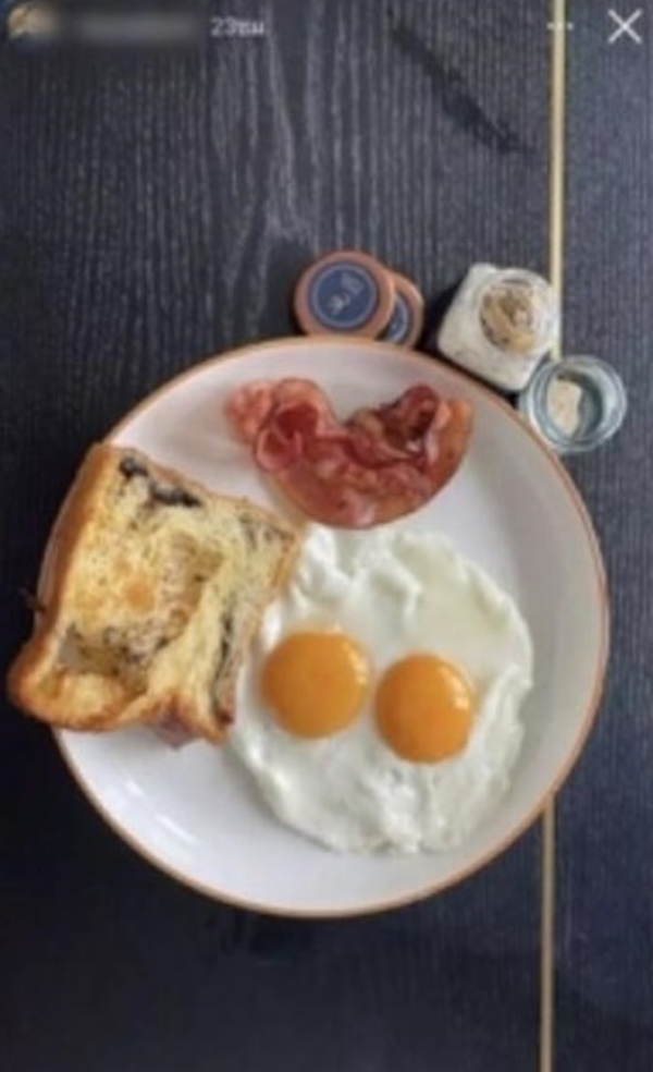 ทับทิม เดอะเฟซ ตอบแล้ว!! หลังโดนถามความสัมพันธ์แฟนหนุ่มกับ กวาง เดอะเฟซ ทับทิม เดอะเฟซ ตอบแล้ว!! หลังโดนถามความสัมพันธ์แฟนหนุ่มกับ กวาง เดอะเฟซ