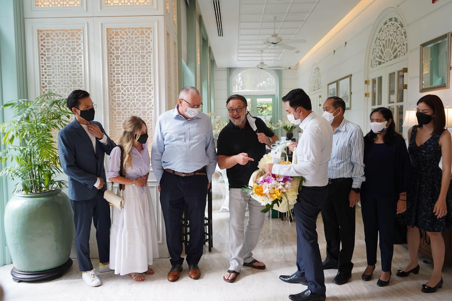 รบ.ปลื้ม “รัสเซลล์ โครว์ ”ชื่นชมเมืองไทย เผยชอบกินข้าวซอย-แนะติดป้ายอังกฤษเยอะๆ รบ.ปลื้ม “รัสเซลล์ โครว์ ”ชื่นชมเมืองไทย เผยชอบกินข้าวซอย-แนะติดป้ายอังกฤษเยอะๆ